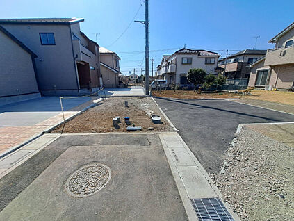 転回広場付きで、お車の切り返しや方向転換も楽に行えます！※協