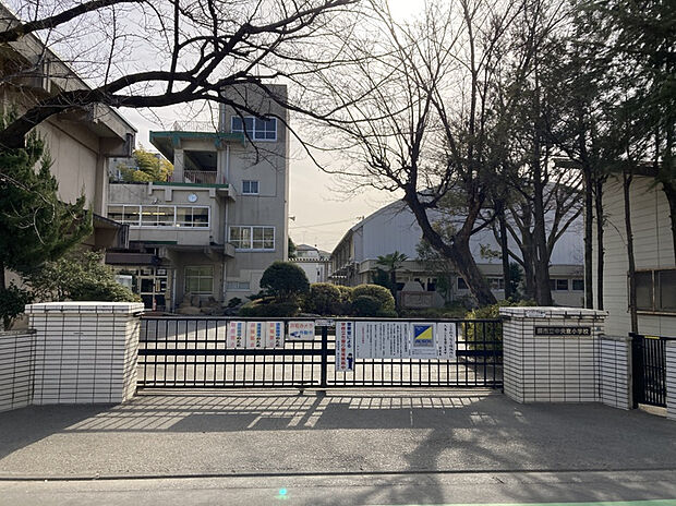 中央東小学校（約230m）