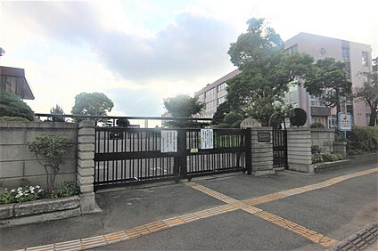 北本中学校 389m