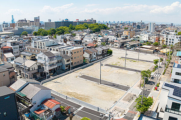 全34区画のビッグスケールだからこそ実現する、美しく整った街並みの中で、新しい家族の時間を心地よく育むことができる特別な住環境です。