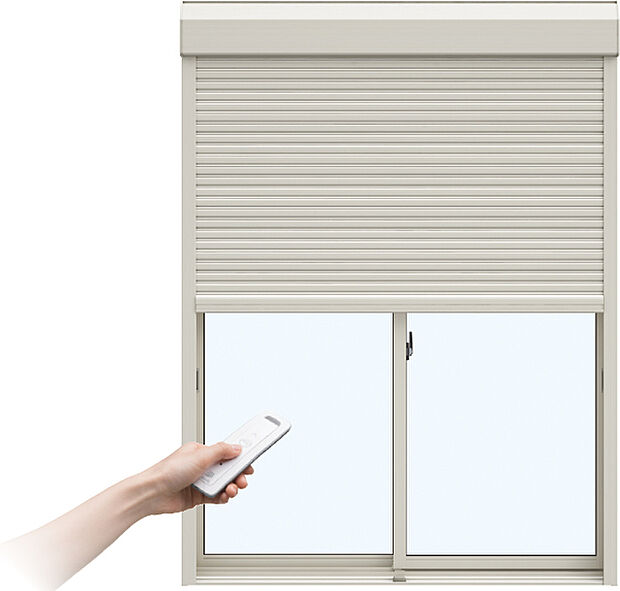 【リモコン電動シャッター雨戸 (LDK2か所)】窓を閉めたまま室内からリモコンボタン1つで簡単に静かに開閉でき、自然災害や防犯への対策として効果的で安心です。