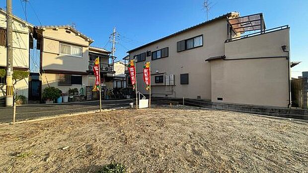 【現地写真】
柏原駅へ徒歩12分。足を延ばせば近鉄大阪線も利用可能♪大正3丁目にて、整った形状の敷地が販売開始となりました。
