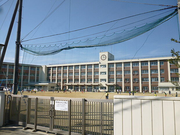 柏原市立旭ケ丘小学校
