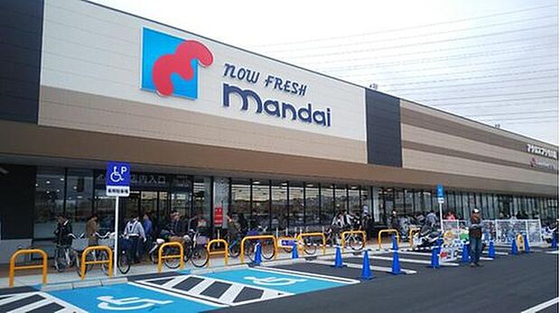 万代八尾曙川店