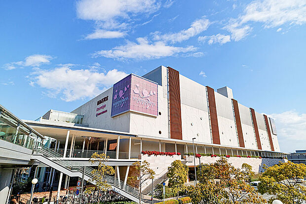 阪急西宮ガーデンズ