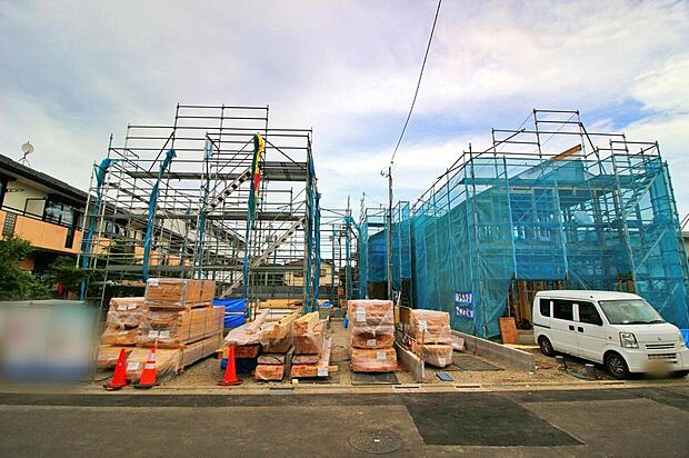【現地外観写真】
JR中央線「国立」駅バス19分「東京創価小学校」停歩1分♪西武国分寺線「鷹の台」駅徒歩15分♪