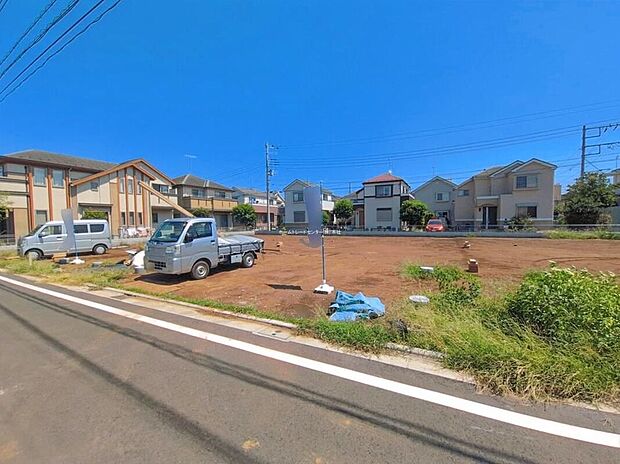 【現地外観写真】ひとたび扉を開けばそこに待っているのは上質な空間とマイホームでの新生活をイメージさせる優雅なひととき。「この家なら…」ではなく「ここに住みたい♪」と思う感動をお届けいたします。