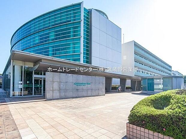 杏林大学医学部付属病院（約861m）
