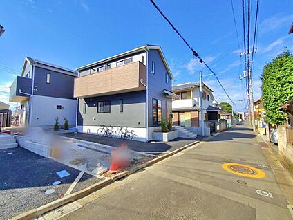 【前面道路含む現地写真】