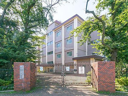 国立市立国立第一中学校 600m(徒歩8分)
