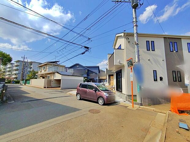【前面道路含む現地写真】気になった物件すぐにご見学対応させていただきます♪平日・お仕事帰りなど、いつでもご案内可能です♪周辺環境と併せて、実際に現地をご確認ください♪