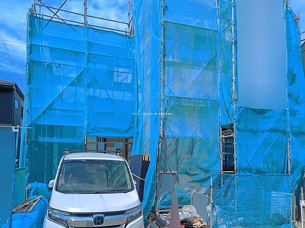 【現地外観写真】ひとたび扉を開けばそこに待っているのは上質な空間とマイホームでの新生活をイメージさせる優雅なひととき。「この家なら…」ではなく「ここに住みたい♪」と思う感動をお届けいたします。