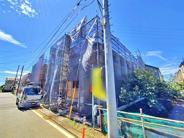 【【現地外観写真】1号棟】住宅性能評価で耐震等級3(最高等級)を取得!お客様を守る大切な住宅だからこそ、第三者の検査を受けて安心して住んでいただける住宅をご案内させて頂きます。