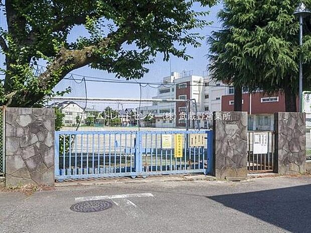小金井市立緑中学校(約1,100m)