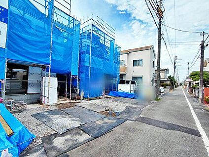 【前面道路含む現地写真】