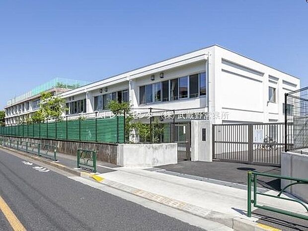小平市立花小金井小学校(約900m)