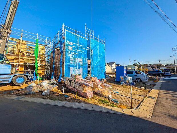 東武野田線「梅郷」駅まで徒歩6～8分！
住宅性能評価取得物件！耐震性などで最高等級を取得♪地震に強い家！