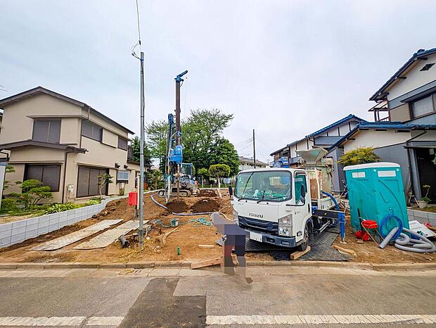 「しろくま公園」バス停まで徒歩2分、東武野田線「江戸川台」駅までバス乗車14分！（または駅まで徒歩23分）
「耐震＋制震」を兼ね備えた家、ＱＵＩＥ（クワイエ）。住宅性能評価取得物件！