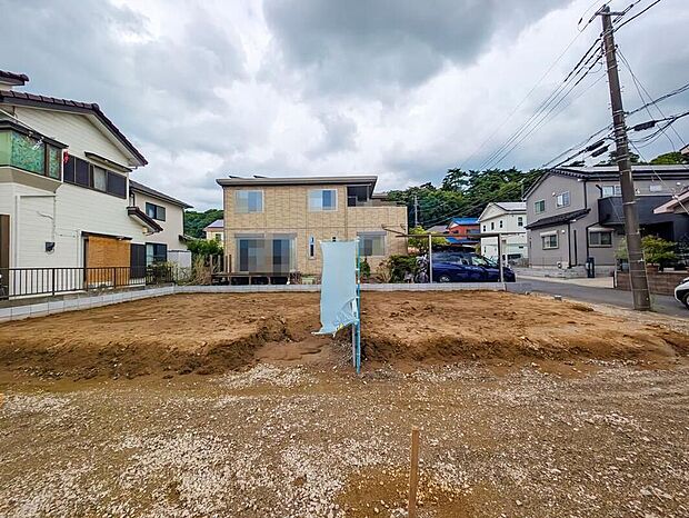 嬉しい仕様・設備がたくさん!浴室乾燥機、水回り集中設計、リビングイン階段、和洋室、WIC、駐車1~2台可能等!