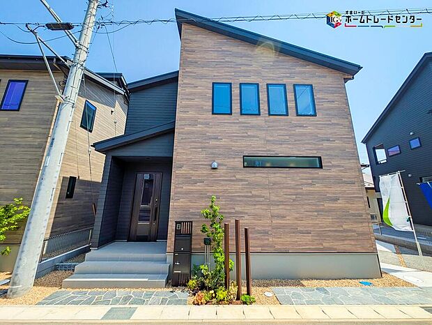 【現地外観写真】◆ZEH住宅×太陽光発電×おひさまエコキュート
◆長期優良住宅認定
◆上質な時間を届けるホテルライクな設備仕様