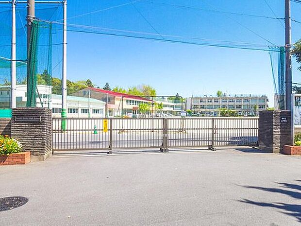 柏市立土中学校（約1,840m）