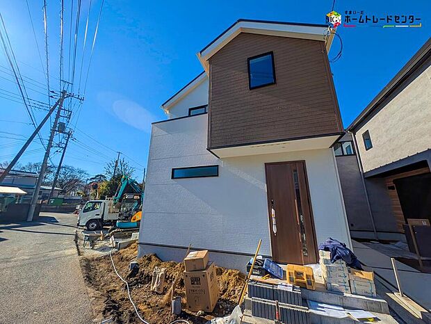 【現地外観写真】安心の「住宅性能評価」取得物件！
耐震等級3！地震に強い家！
国土交通大臣認定の第三者機関による厳重なチェックを行い、安心・安全な新築一戸建てを提供します。