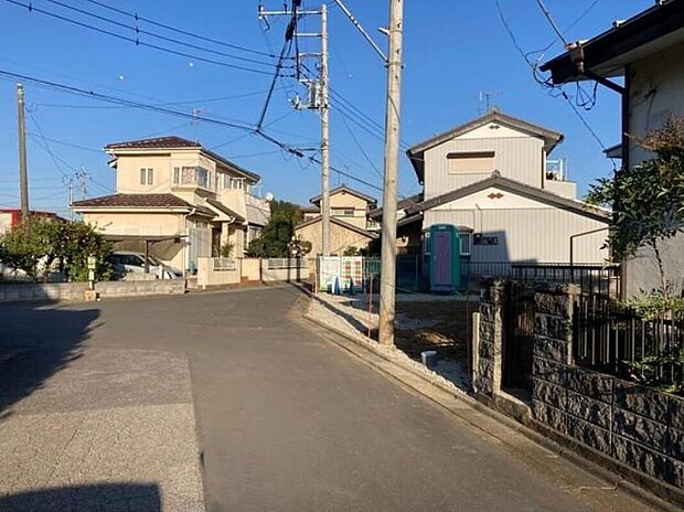 【現地外観写真】安心の「住宅性能評価」取得物件！
耐震等級3！地震に強い家！
国土交通大臣認定の第三者機関による厳重なチェックを行い、安心・安全な新築一戸建てを提供します。