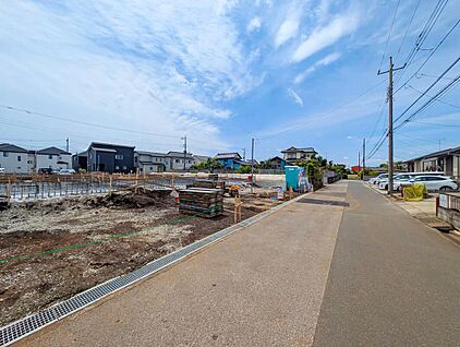 前面道路含む現地写真