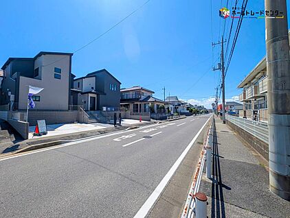 前面道路含む現地写真