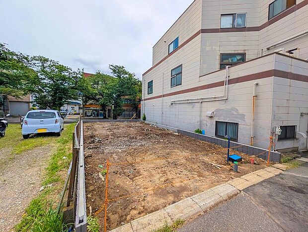 【現地写真】【安心の住宅性能評価取得物件！】
耐震性などで最高等級を取得♪地震に強い家！
国土交通大臣認定の第三者機関による厳重なチェックを行い安心・安全な新築一戸建てを提供します