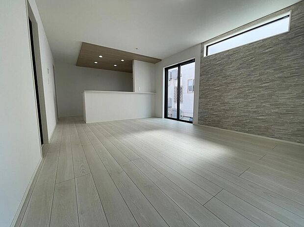 ◆LDKはご家族みんなが揃う大切な空間です♪テーブルやソファ、カーテン選び、レイアウトを考えるのも楽しいですね♪笑顔溢れる楽しい暮らしをイメージしながらご見学ください♪