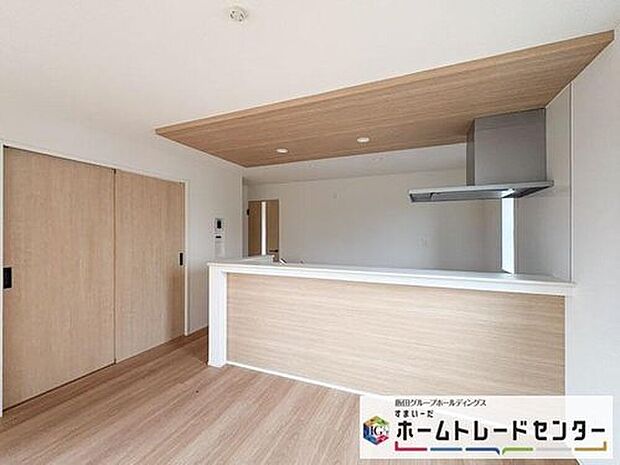 ◆LDKはご家族みんなが揃う大切な空間です♪テーブルやソファ、カーテン選び、レイアウトを考えるのも楽しいですね♪笑顔溢れる楽しい暮らしをイメージしながらご見学ください♪
