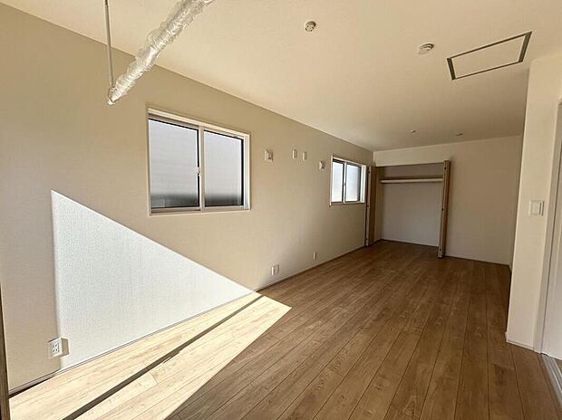 【その他】◆室内物干しを完備！雨の日でも安心なあると嬉しい設備です♪