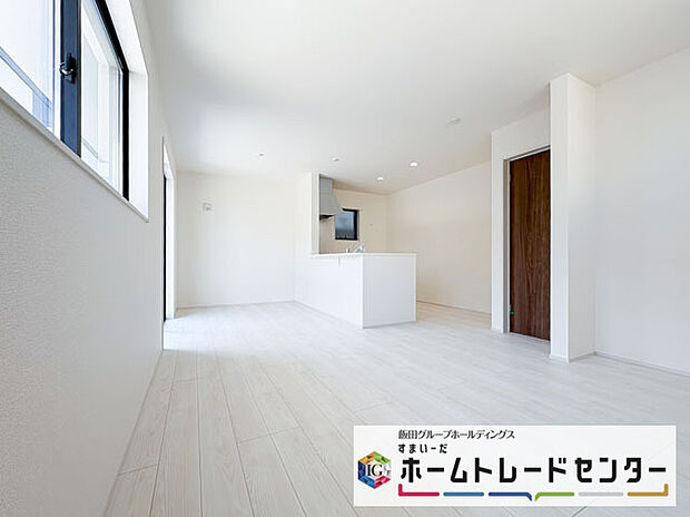 【リビングルーム】リビングルーム