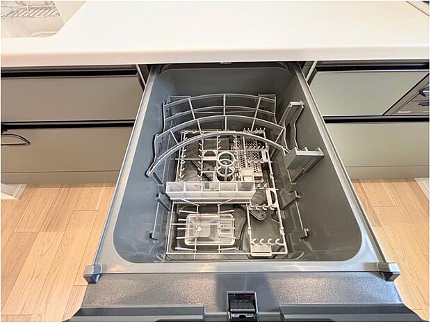 【キッチン】◆食洗器付きのキッチン♪時短にもなるあると嬉しい設備です♪