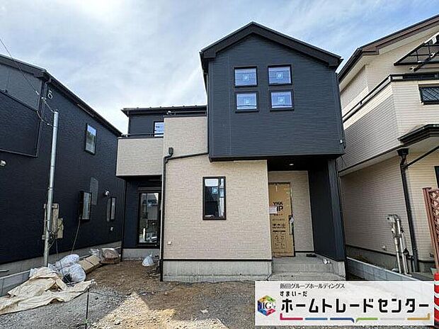【前面道路含む現地写真】◆資料送付・ご見学即対応！建物完成しておりますので、室内ご内覧いただけます♪ご不明点等、スタッフがしっかりと説明させていただきますので、安心して現地をご覧ください♪