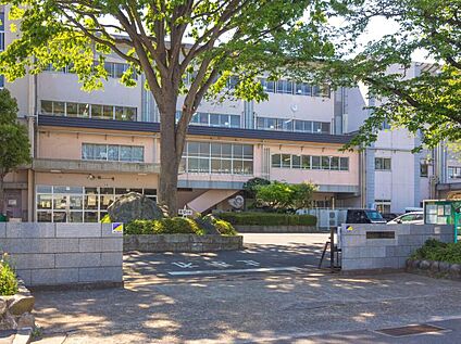 北本市立東中学校 2500ｍ(徒歩32分)