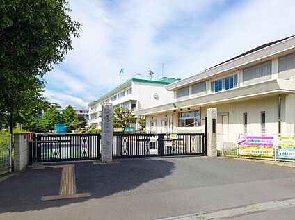桶川市立桶川小学校 350m(徒歩5分)
