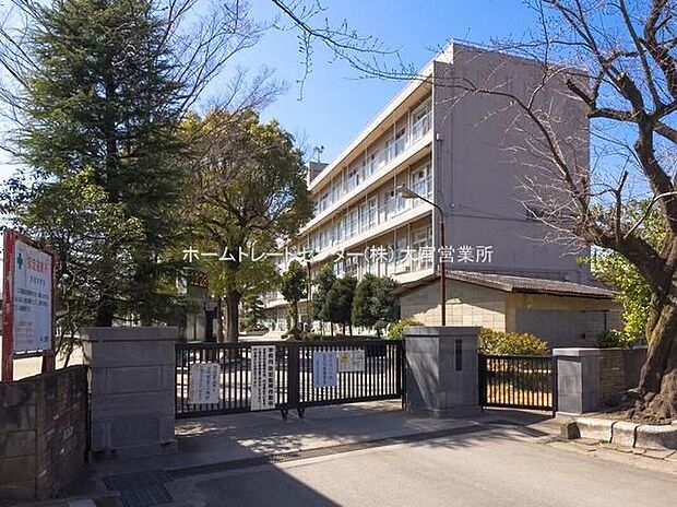 上尾市立大石中学校(約420m)