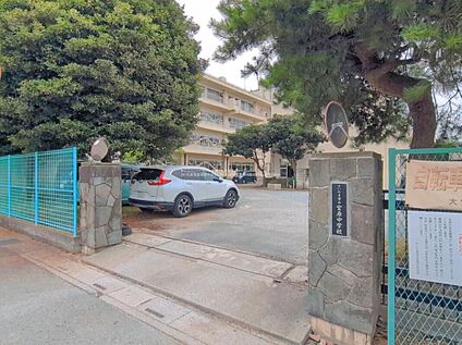 さいたま市立宮原中学校 1300m( 徒歩17分)