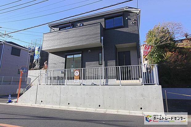 開放感溢れる街並みに立地！陽当り・通風良好です♪
小学校、スーパー、コンビ二、ドラッグストア、郵便局が徒歩圏に揃います☆