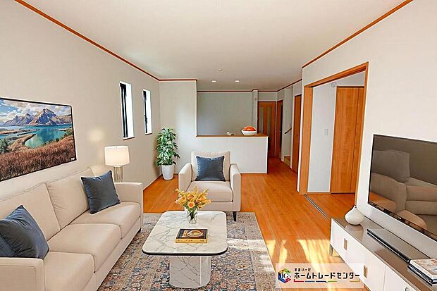 現況の物件写真に、CG による画像処理を行っています。家具、家電、照明器具、小物、カーテン、その他のイメージはCG です。