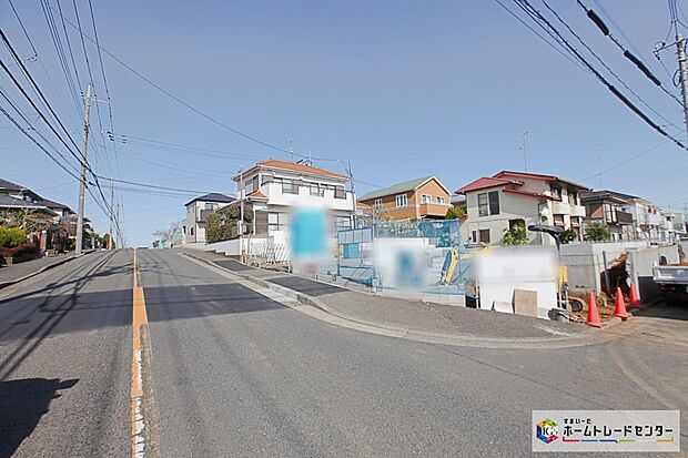 全棟　敷地面積３８坪超☆カースペース２台可（車種によります）
リビング広々１９帖超、ゆとりの４LDKプランです！