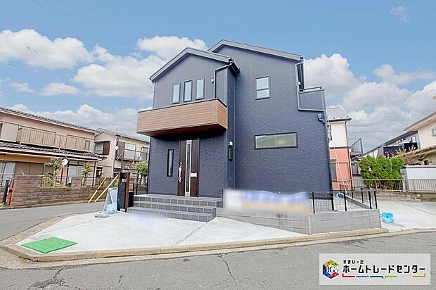 敷地47坪!カースペース並列2台分ございます♪
リビング広々20帖!収納たっぷり、ゆとりの4LDKプランです☆