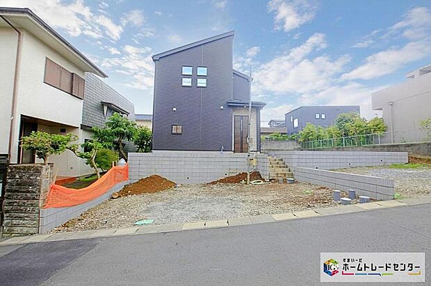 小田急小田原線「生田」駅まで徒歩１２分！「読売ランド前」駅まで徒歩１２分！
全２棟　新築分譲住宅、ラスト１棟です☆