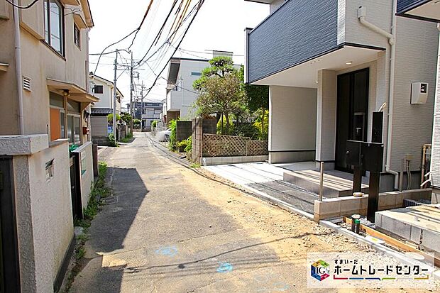 小学校、中学校が徒歩5分圏内です☆
お子様の通学も安心ですね☆