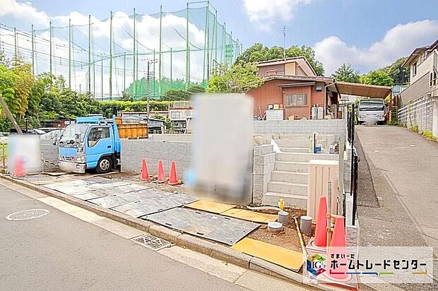 JR横浜線「中山」駅バス１１分「上白根町」停歩５分♪限定１棟　新築分譲住宅です☆