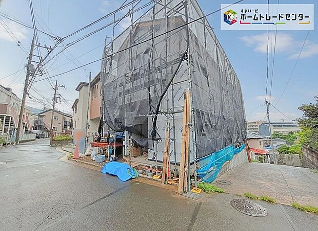 相鉄線「二俣川」駅まで徒歩4分!駅ビルやスーパー、コンビニや金融機関、生活において必要な施設がすぐそばに揃います♪