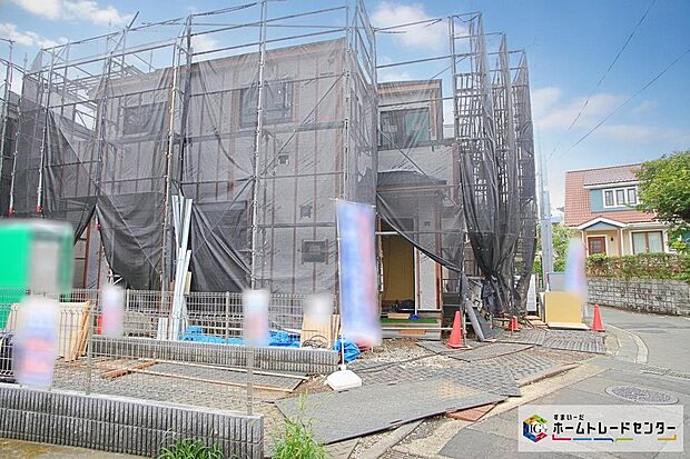 JR横浜線「十日市場」駅まで徒歩22分!または東急田園都市線「青葉台」駅バス10分「山谷みどり台」停歩5分。限定2棟 新築分譲住宅、早くもラスト1棟です!
