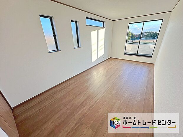 【全居室2面採光】全居室2面採光がとれております☆自然光が入るお部屋は癒しの空間になりそうです☆